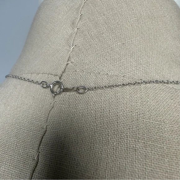 Zales blue and silver round necklace